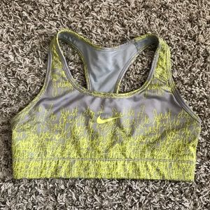 NIKE SPORTS BRA